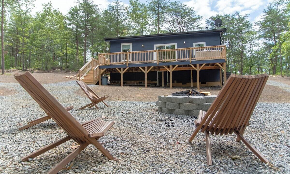 Photo of Outdoor in Lake Lure