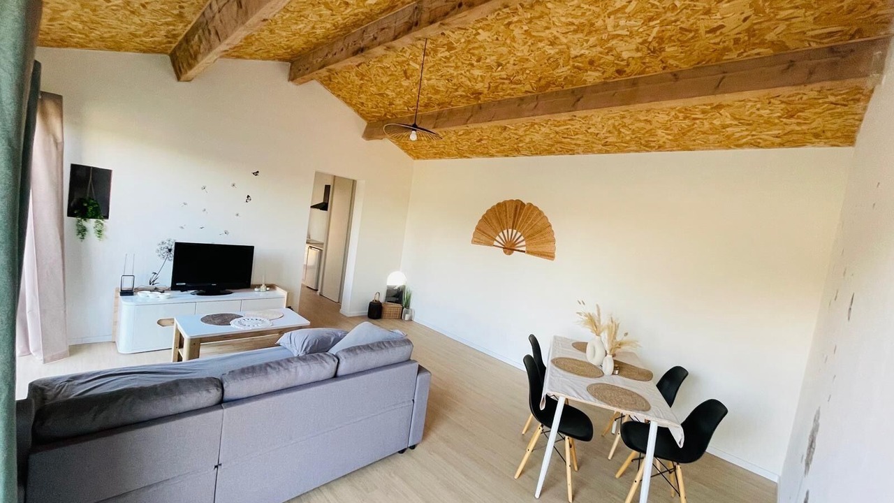 Photo of Livingroom in Tuzaguet