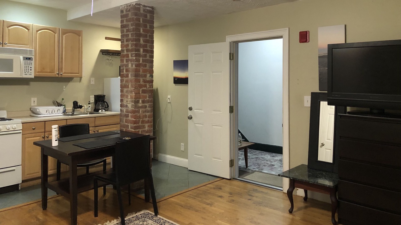 Photo of Kitchen in Cleveland Circle