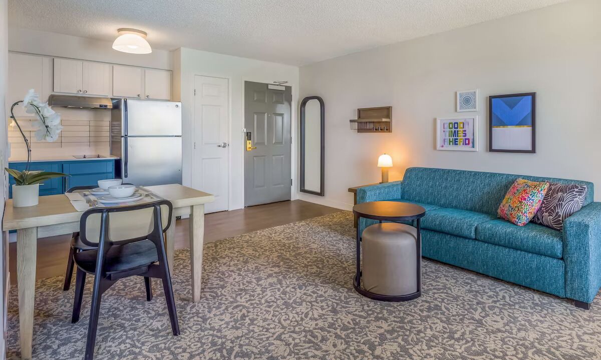 Photo of Livingroom in Oyster Point