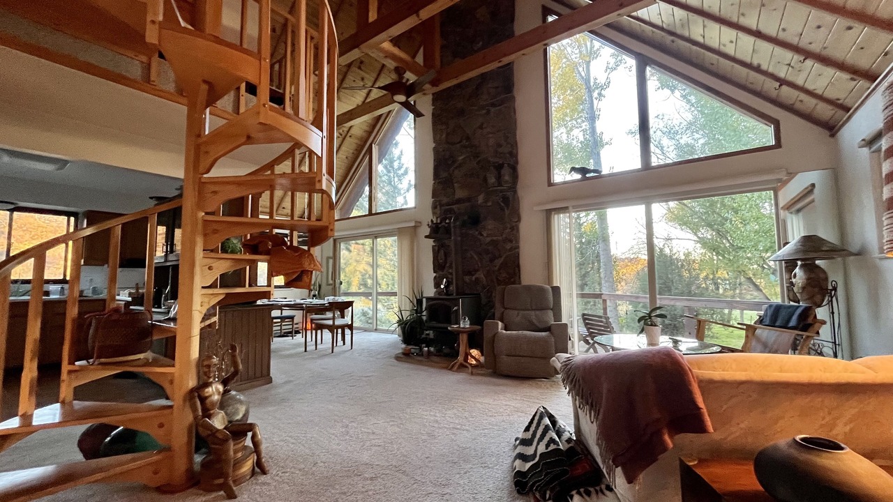 Photo of Livingroom in Collbran
