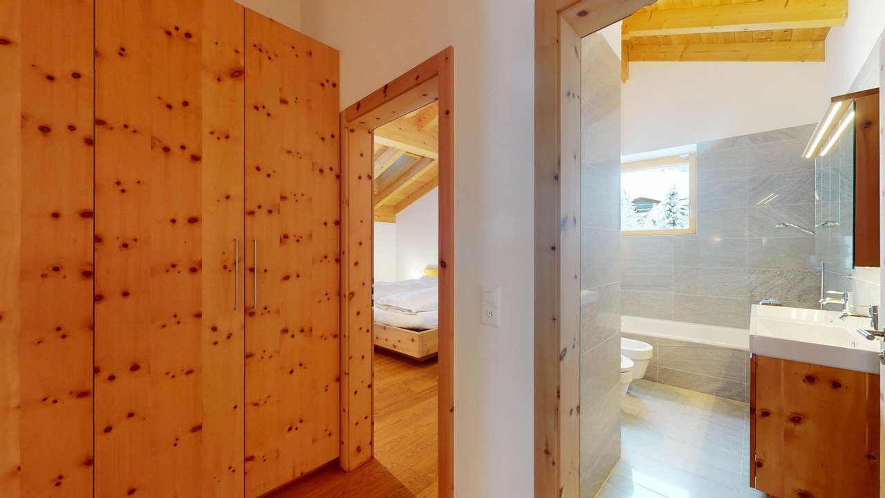 Photo of Bedroom in Madulain