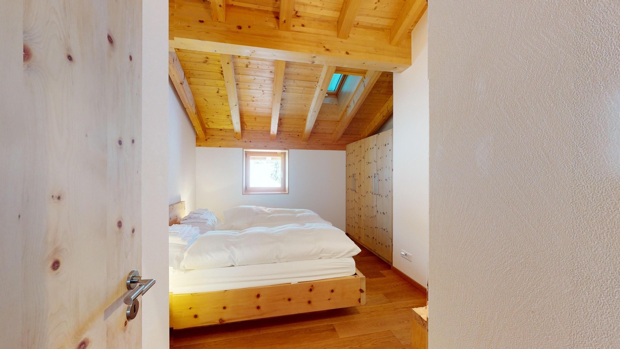 Photo of Bedroom in Madulain