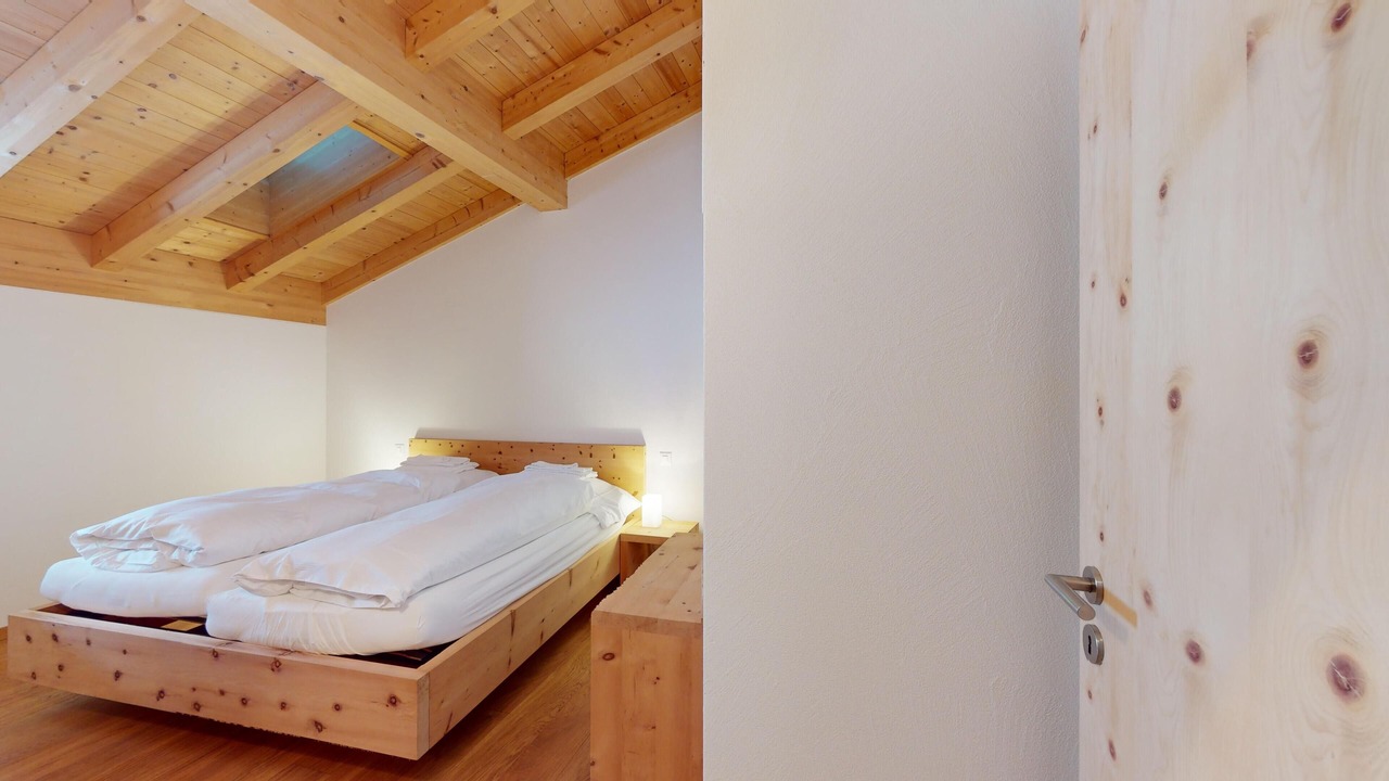 Photo of Bedroom in Madulain