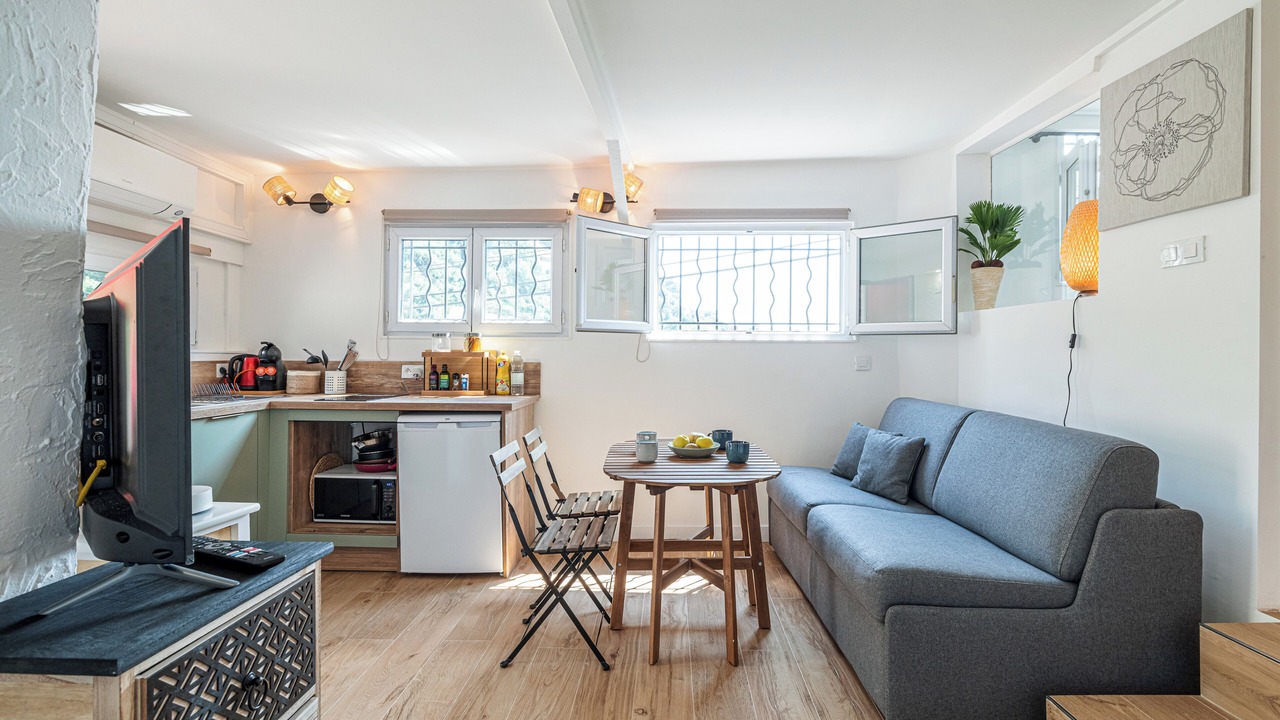 Photo of Livingroom in Beausoleil
