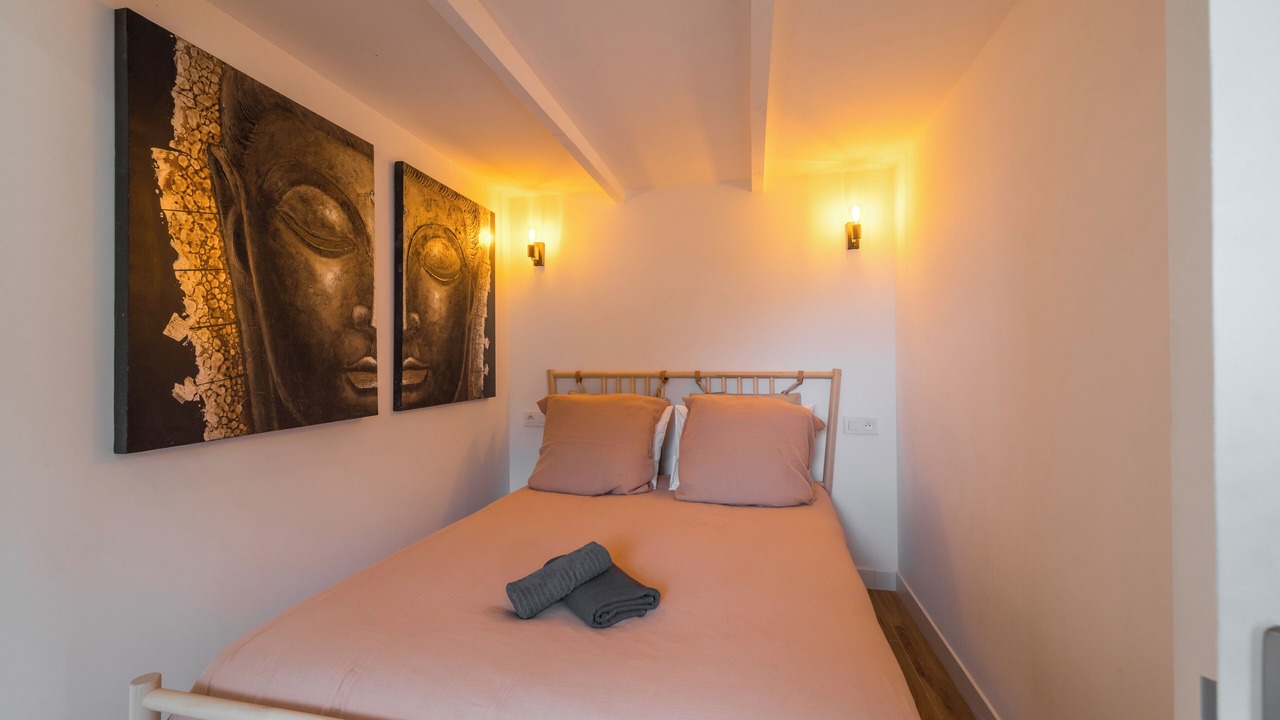 Photo of Bedroom in Beausoleil