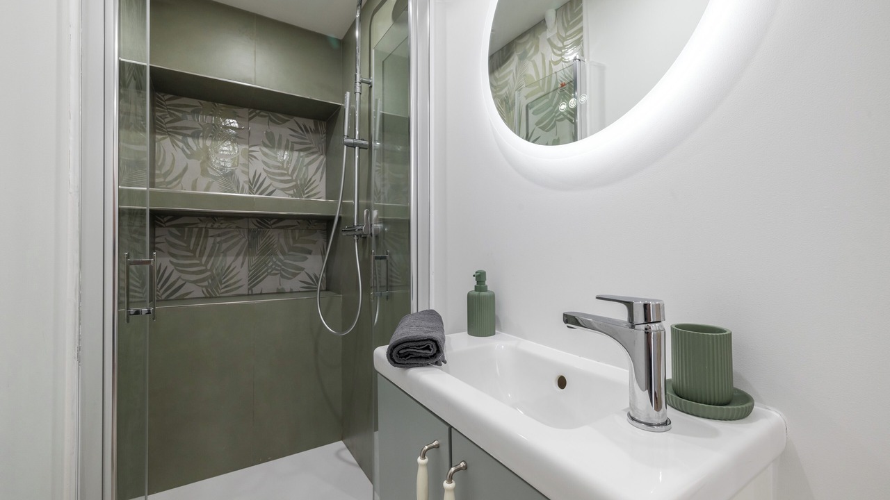 Photo of Bathroom in Beausoleil