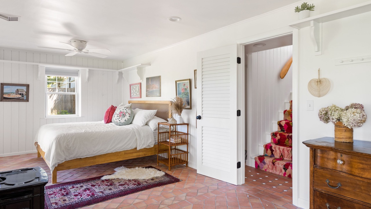 Photo of Bedroom in East Orleans