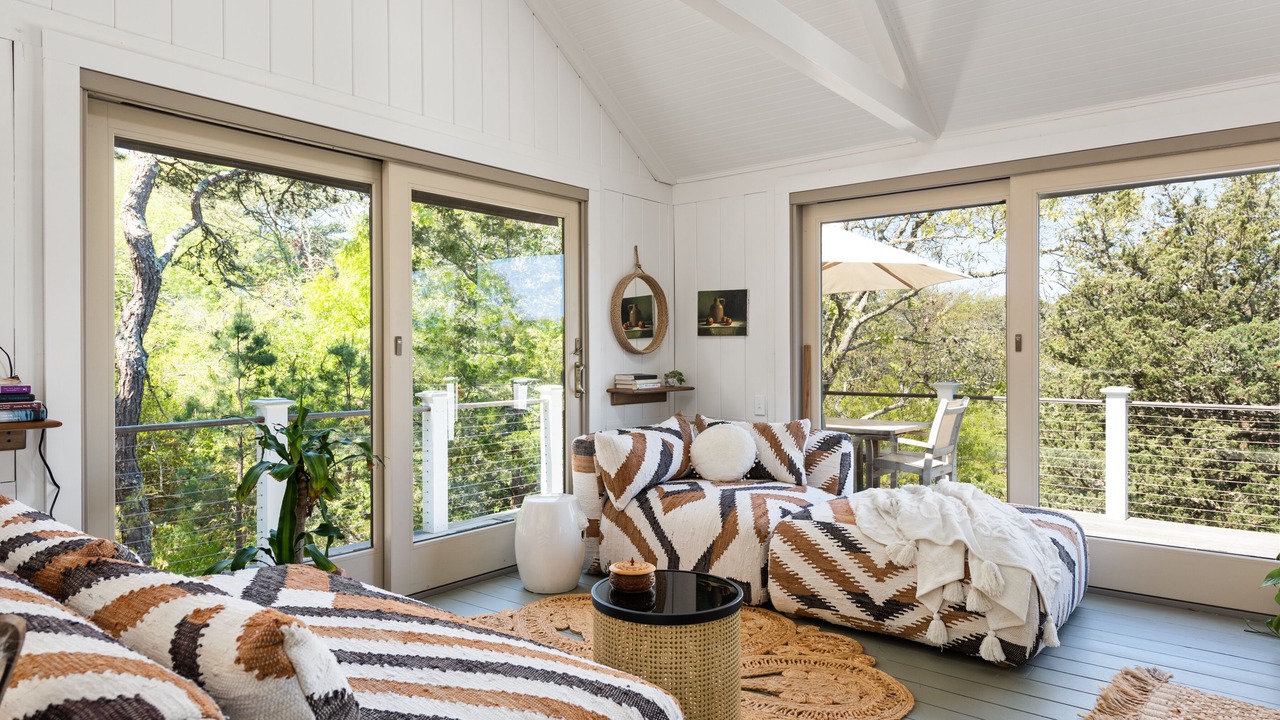 Photo of Livingroom in East Orleans