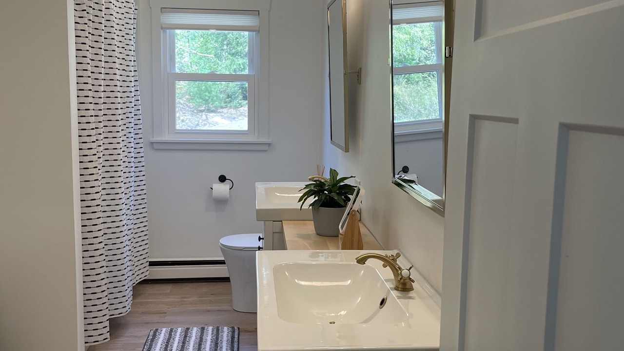 Photo of Bathroom in Montague