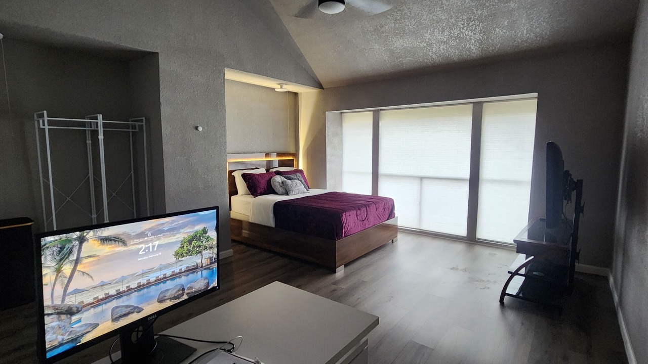 Photo of Bedroom in Las Colinas