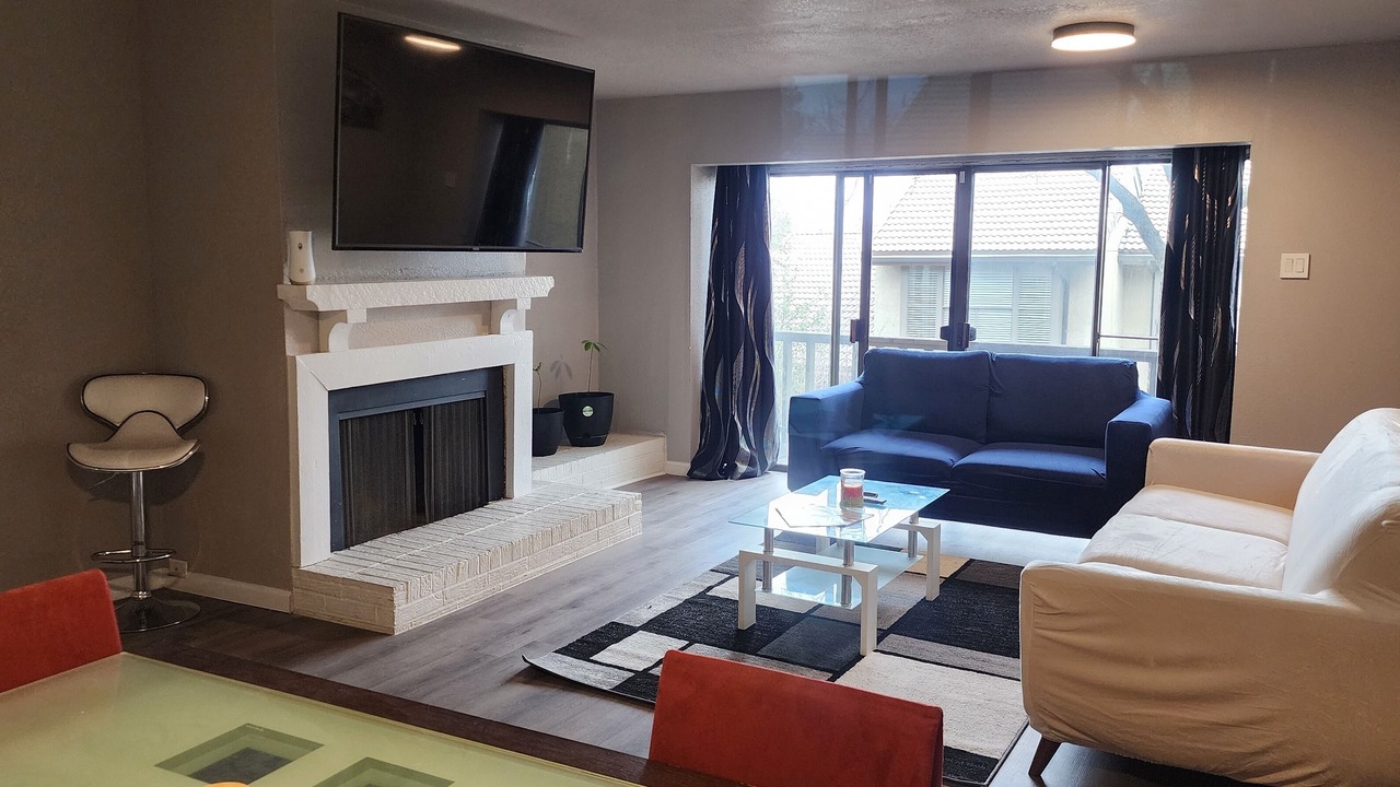 Photo of Livingroom in Las Colinas