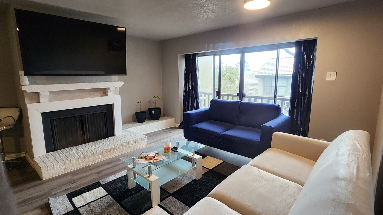 Photo of Livingroom in Las Colinas