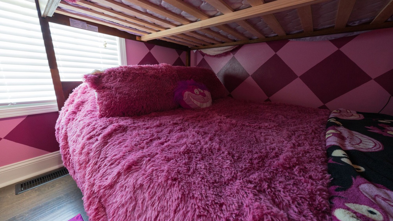 Photo of Bedroom in Ozark