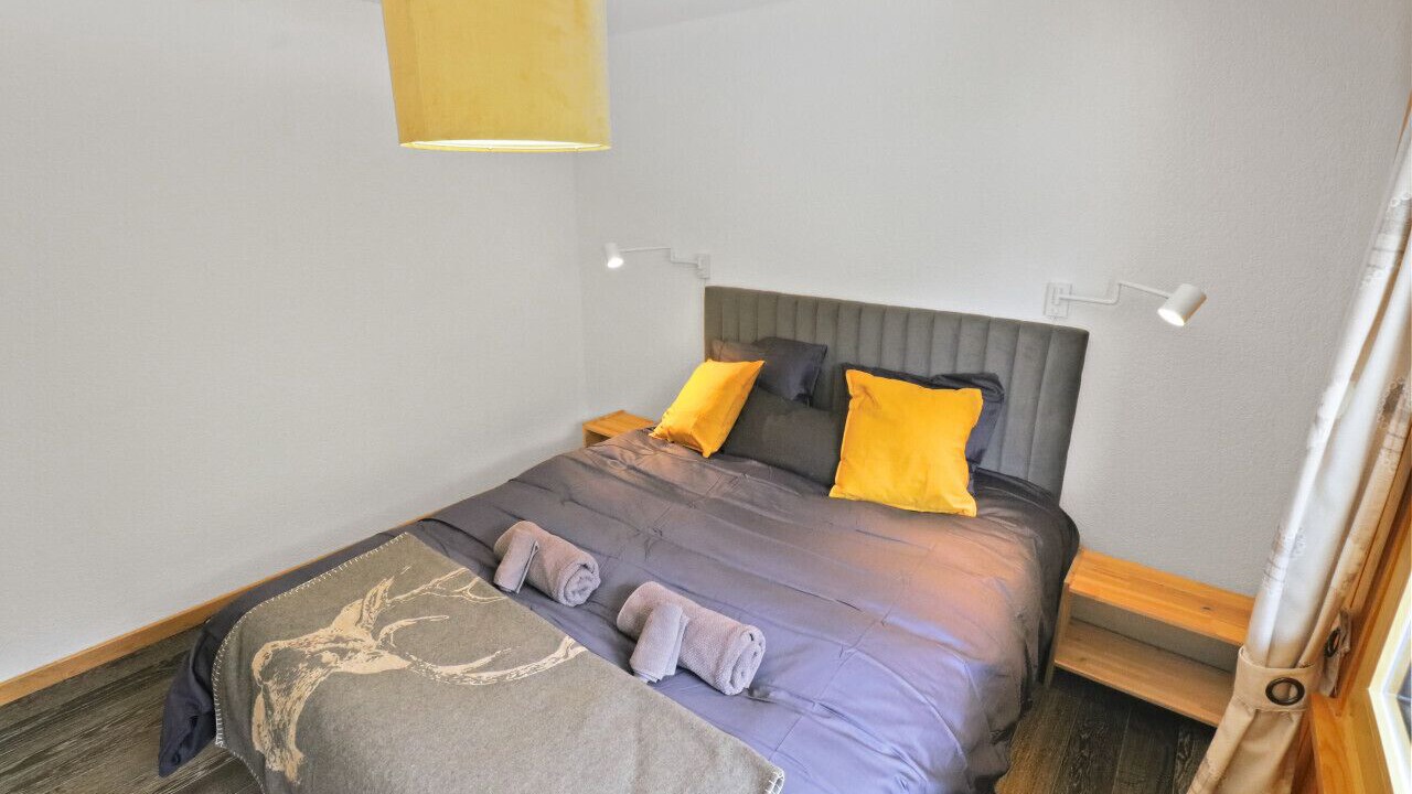 Photo of Bedroom in Vex