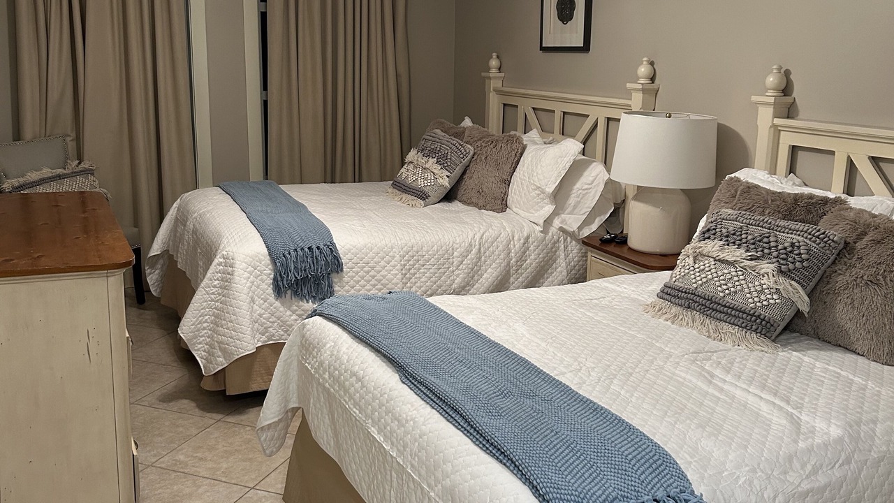 Photo of Bedroom in Baytowne Wharf