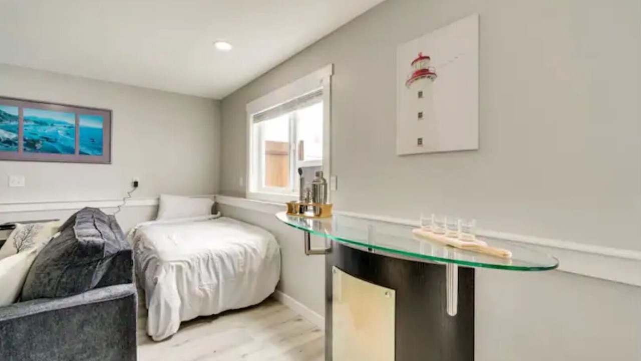 Photo of Bedroom in Oak Harbor