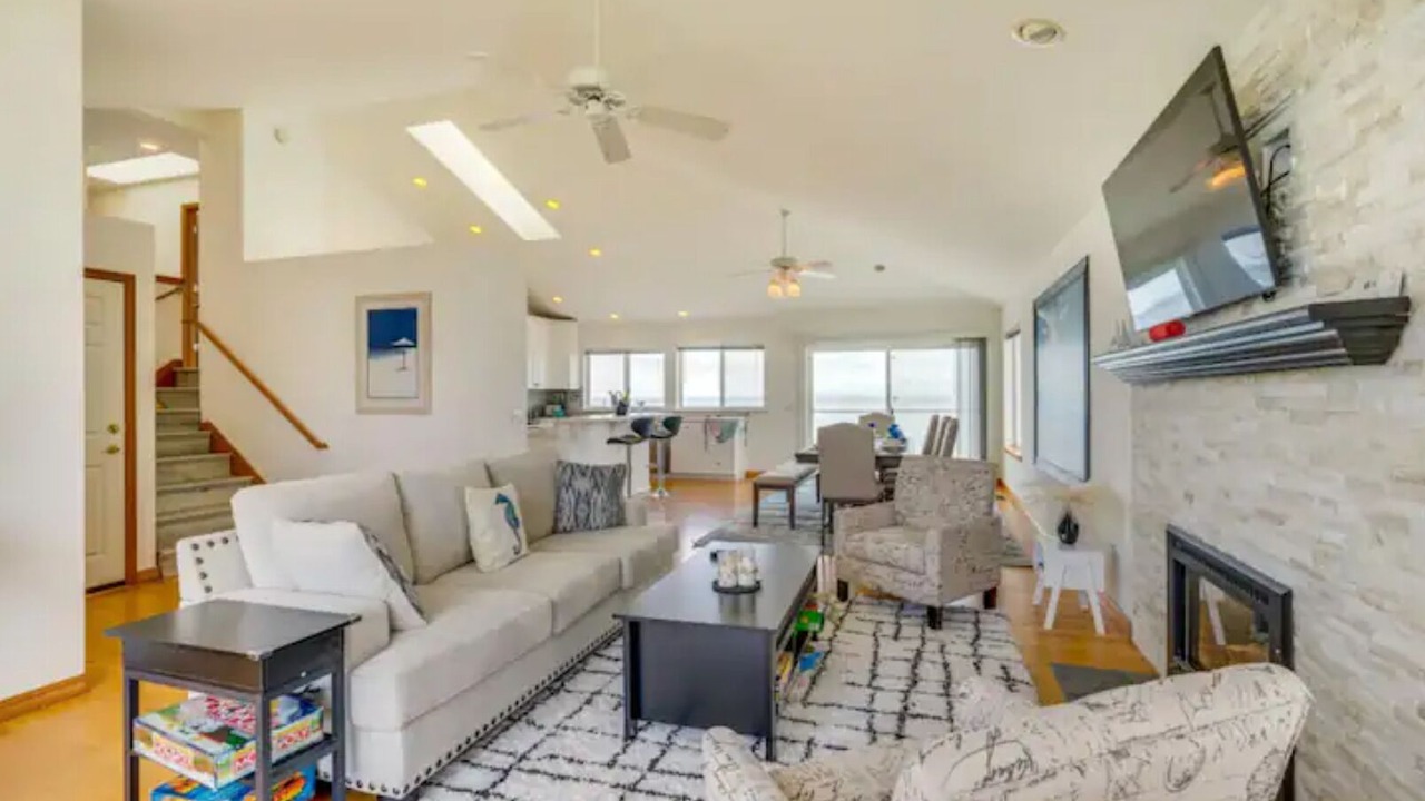 Photo of Livingroom in Oak Harbor