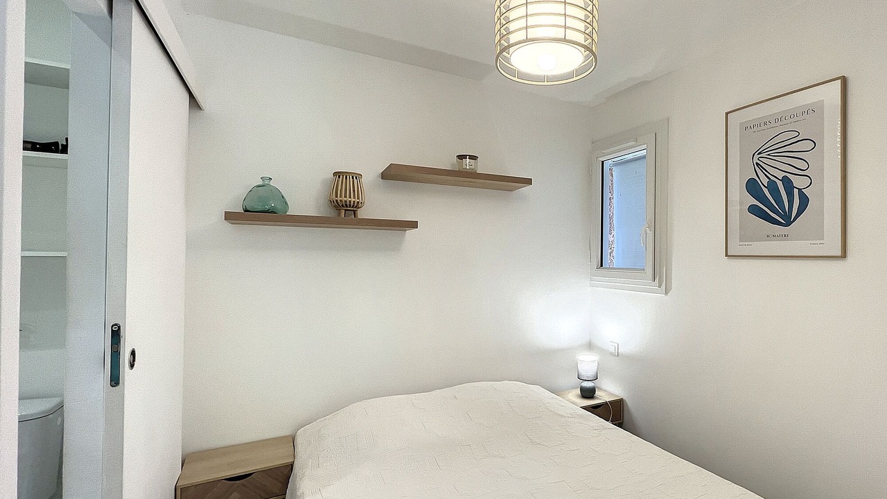 Photo of Bedroom in Lamalou-les-Bains