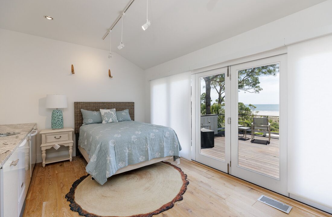Photo of Bedroom in Oceanside