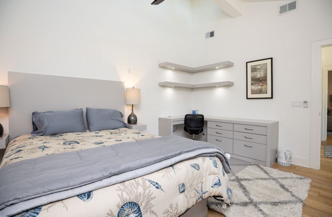 Photo of Bedroom in Oceanside