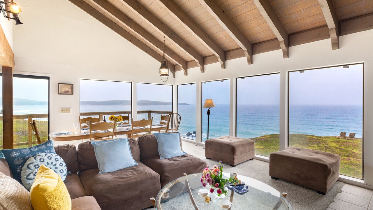Photo of Livingroom in Dillon Beach