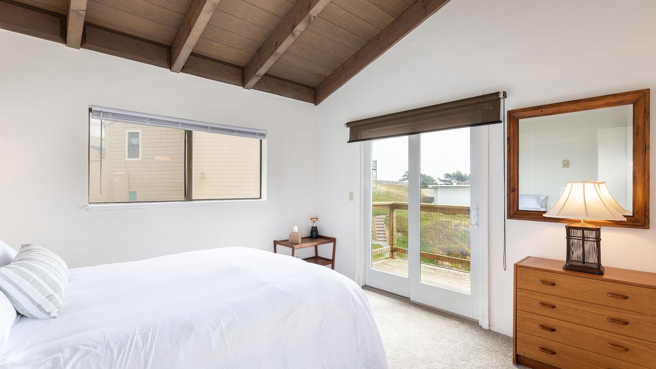 Photo of Bedroom in Dillon Beach