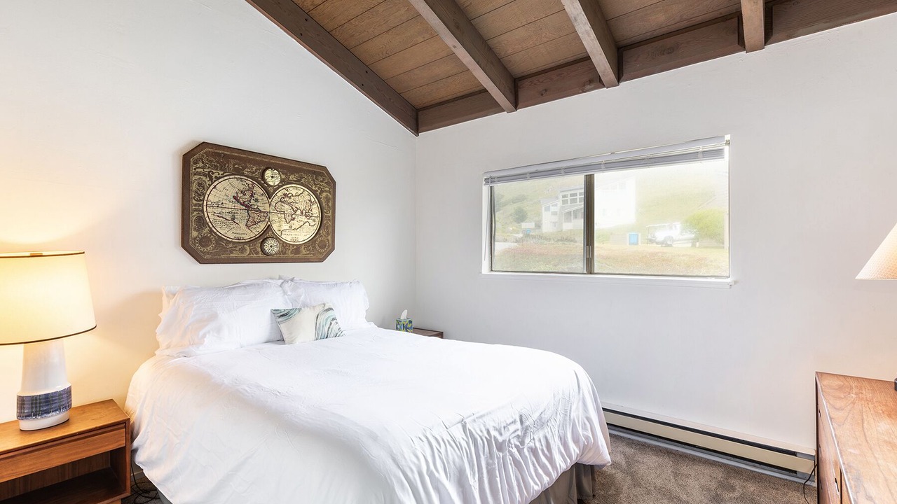 Photo of Bedroom in Dillon Beach