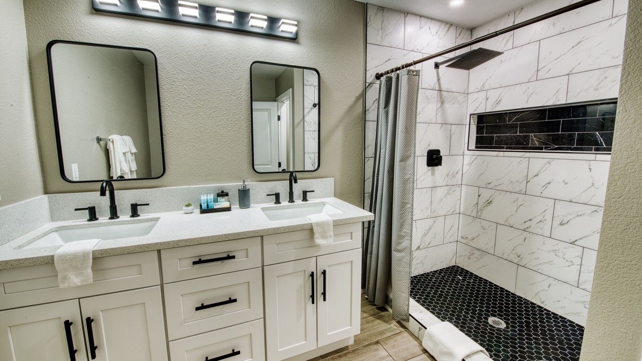 Photo of Bathroom in Paradise