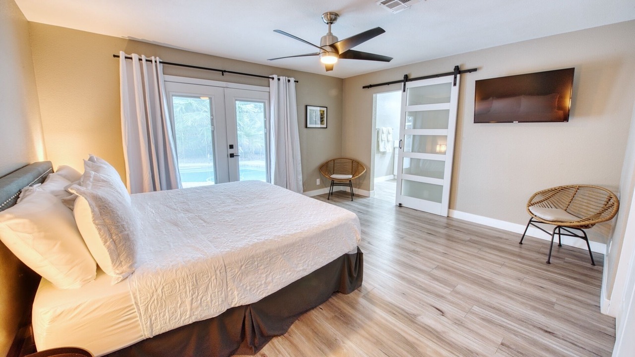 Photo of Bedroom in Paradise