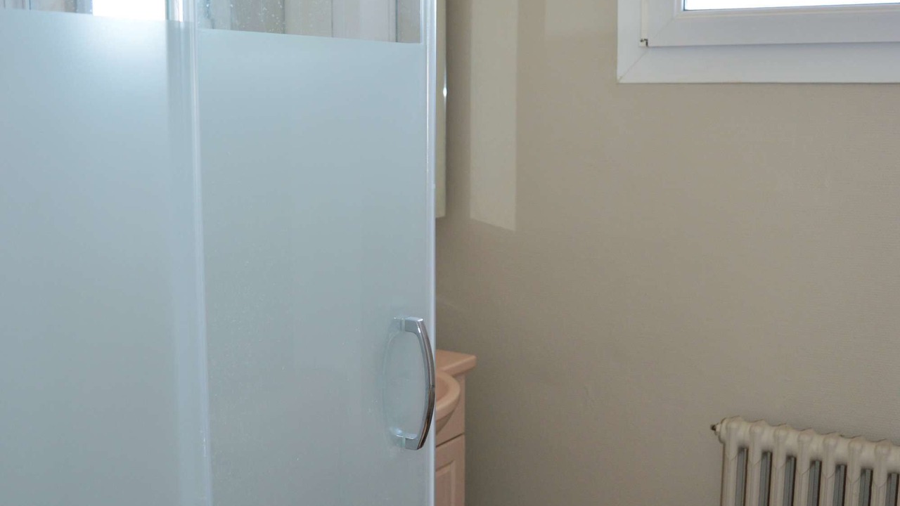 Photo of Bathroom in Courseulles-sur-Mer