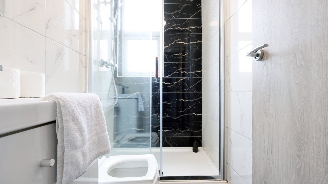 Photo of Bathroom in Penylan