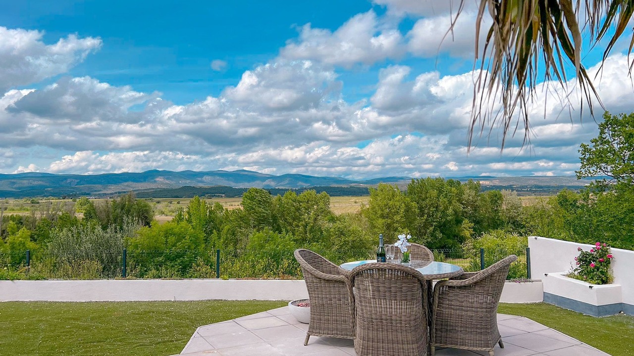 Photo of Patio Balcony in Rieux-Minervois