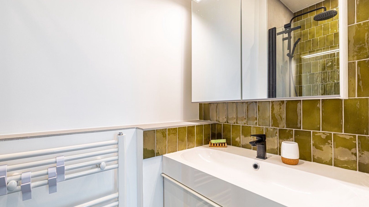 Photo of Bathroom in Vanves