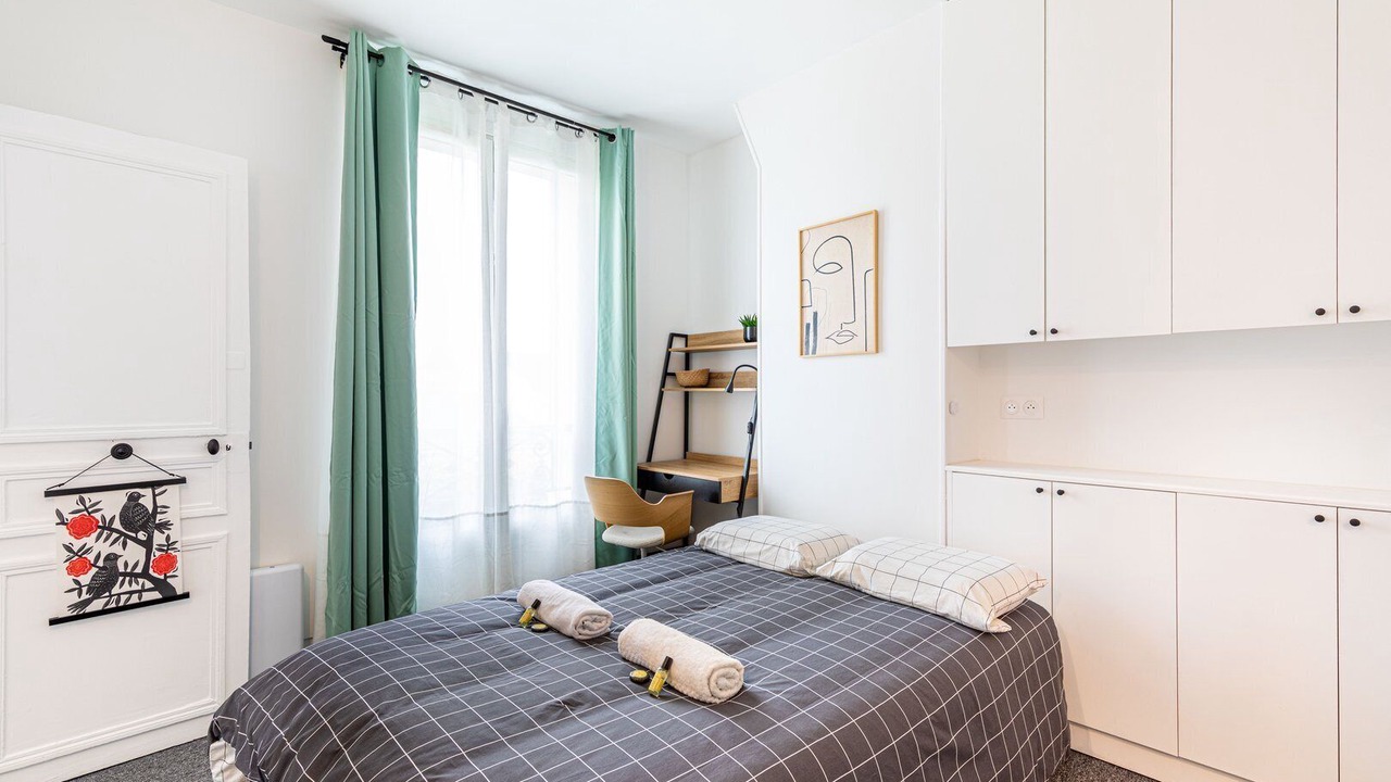 Photo of Bedroom in Vanves