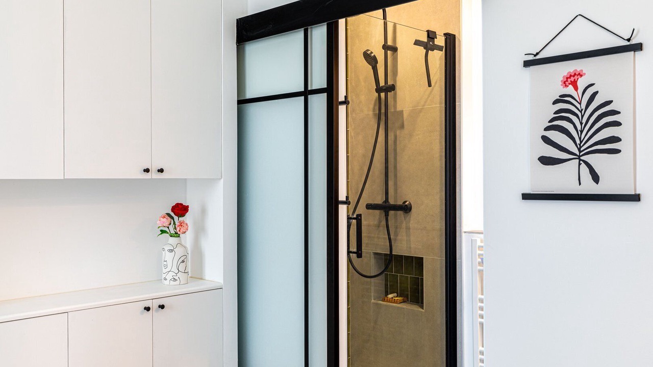 Photo of Bathroom in Vanves