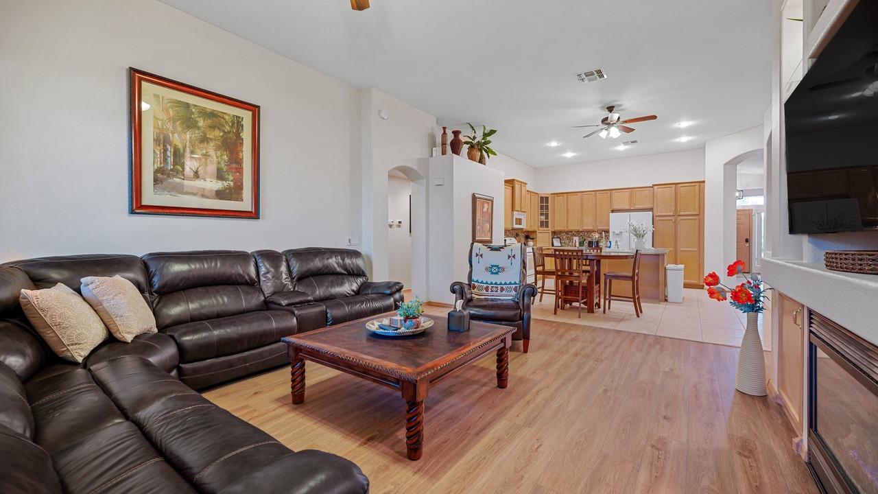 Photo of Livingroom in Fletcher Heights