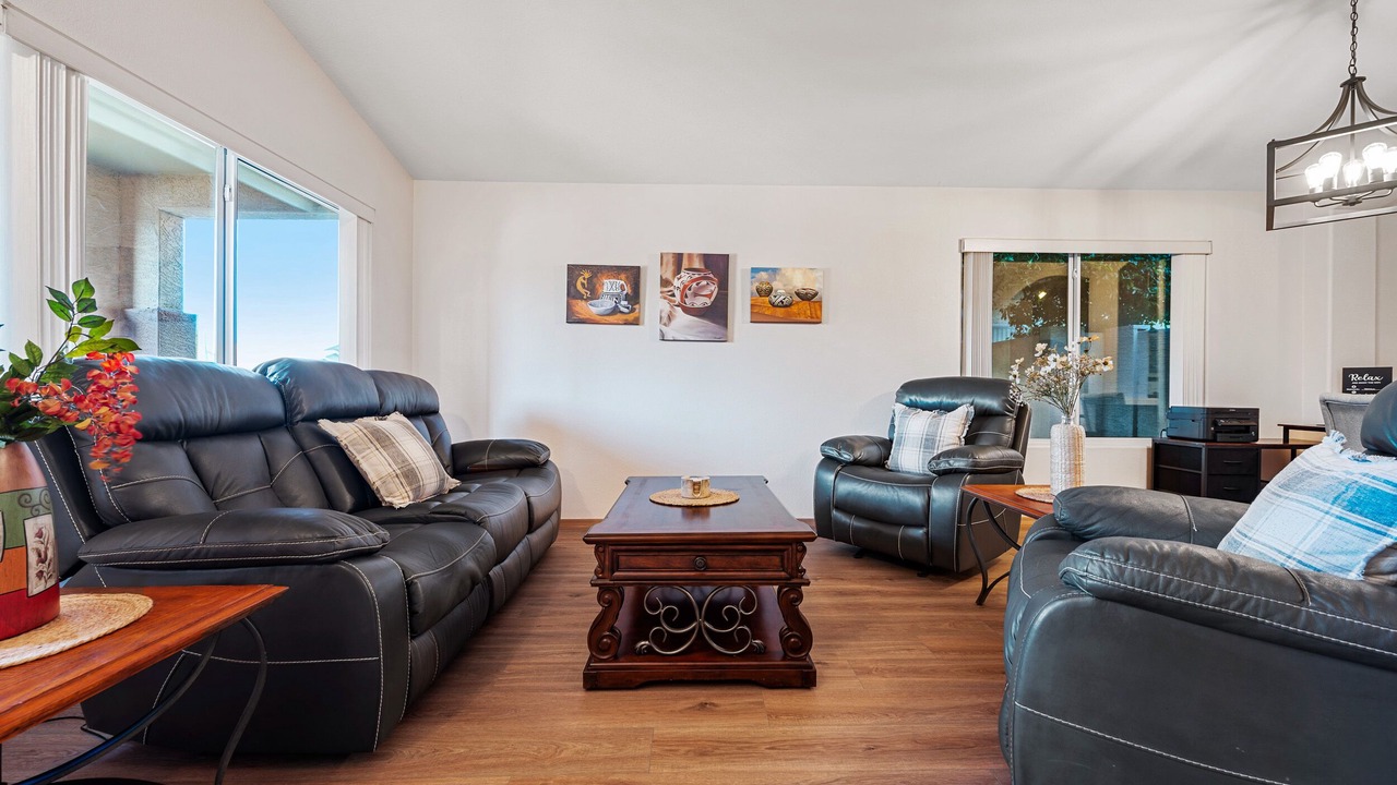 Photo of Livingroom in Fletcher Heights