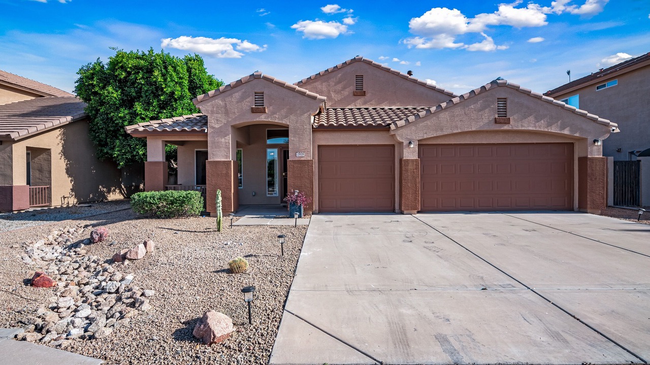 Photo of Outdoor in Fletcher Heights