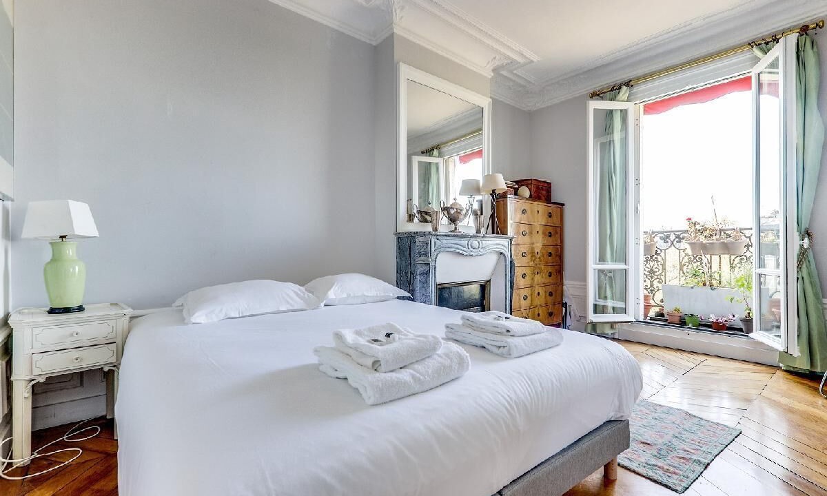 Photo of Bedroom in Val-de-Grace