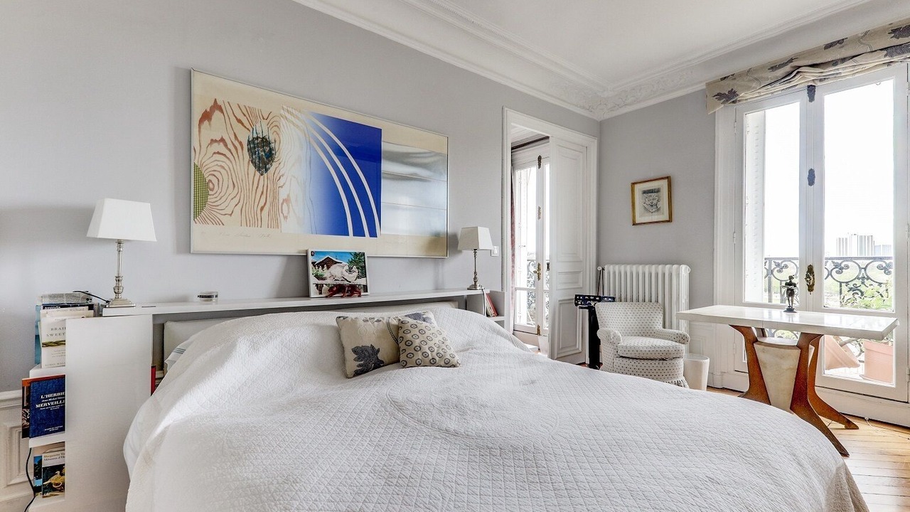 Photo of Bedroom in Val-de-Grace