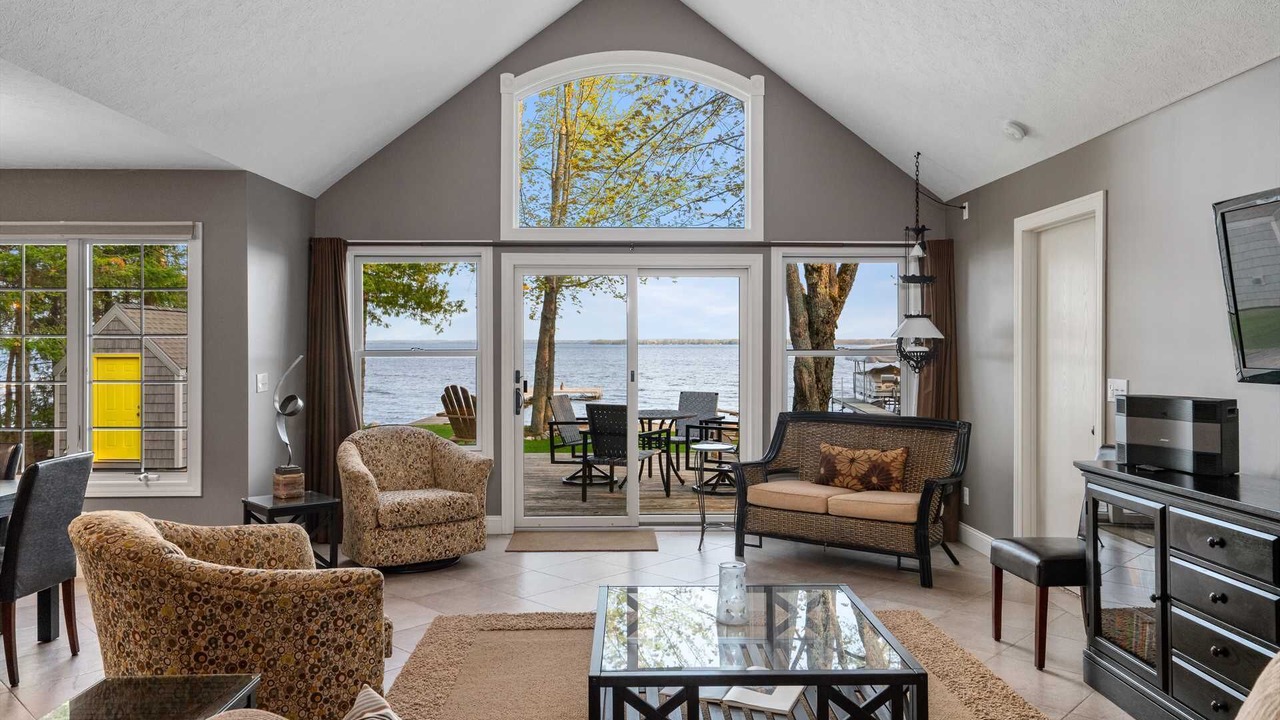 Photo of Livingroom in Cheboygan