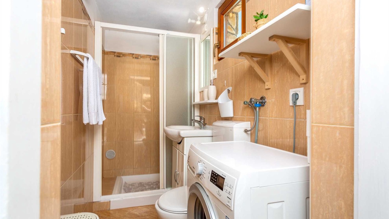 Photo of Bathroom in Risika