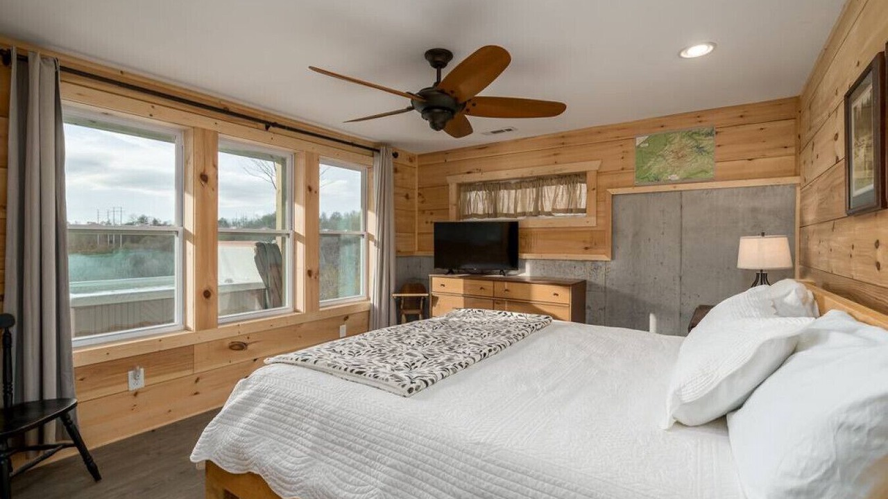 Photo of Bedroom in Blue Ridge
