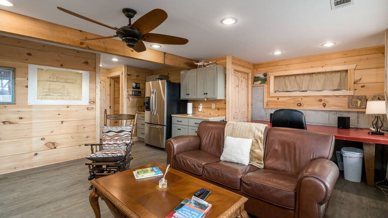 Photo of Livingroom in Blue Ridge