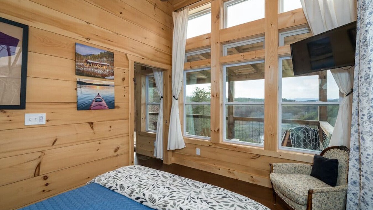 Photo of Bedroom in Blue Ridge