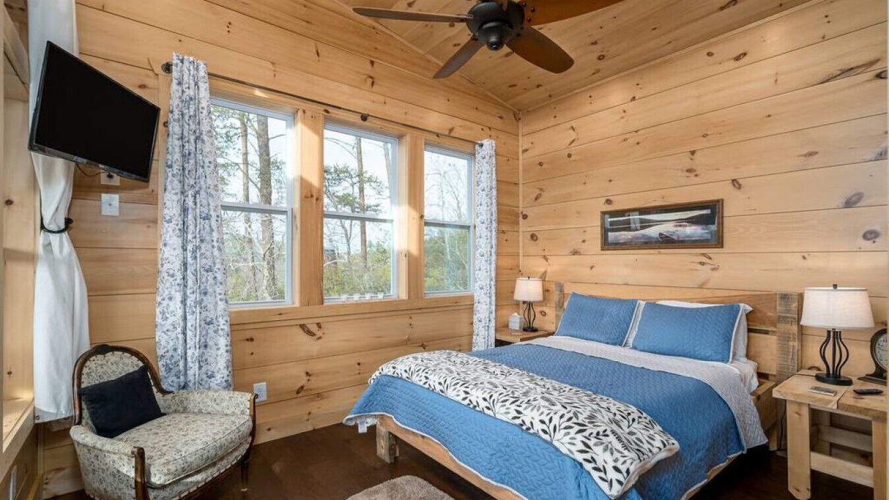 Photo of Bedroom in Blue Ridge
