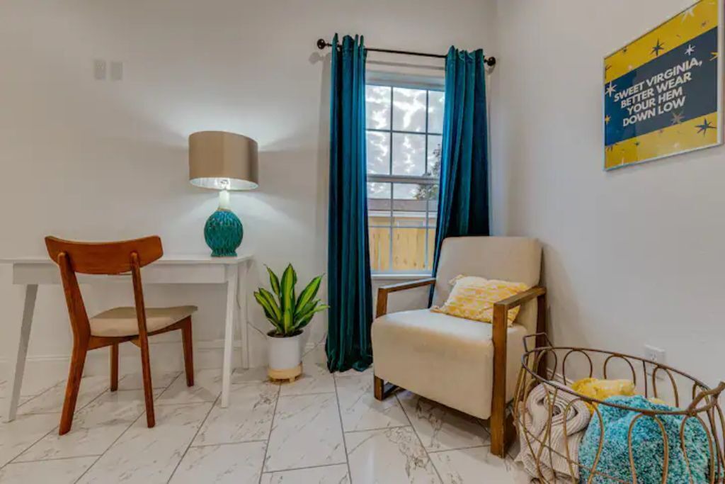 Photo of Livingroom in Lockhart