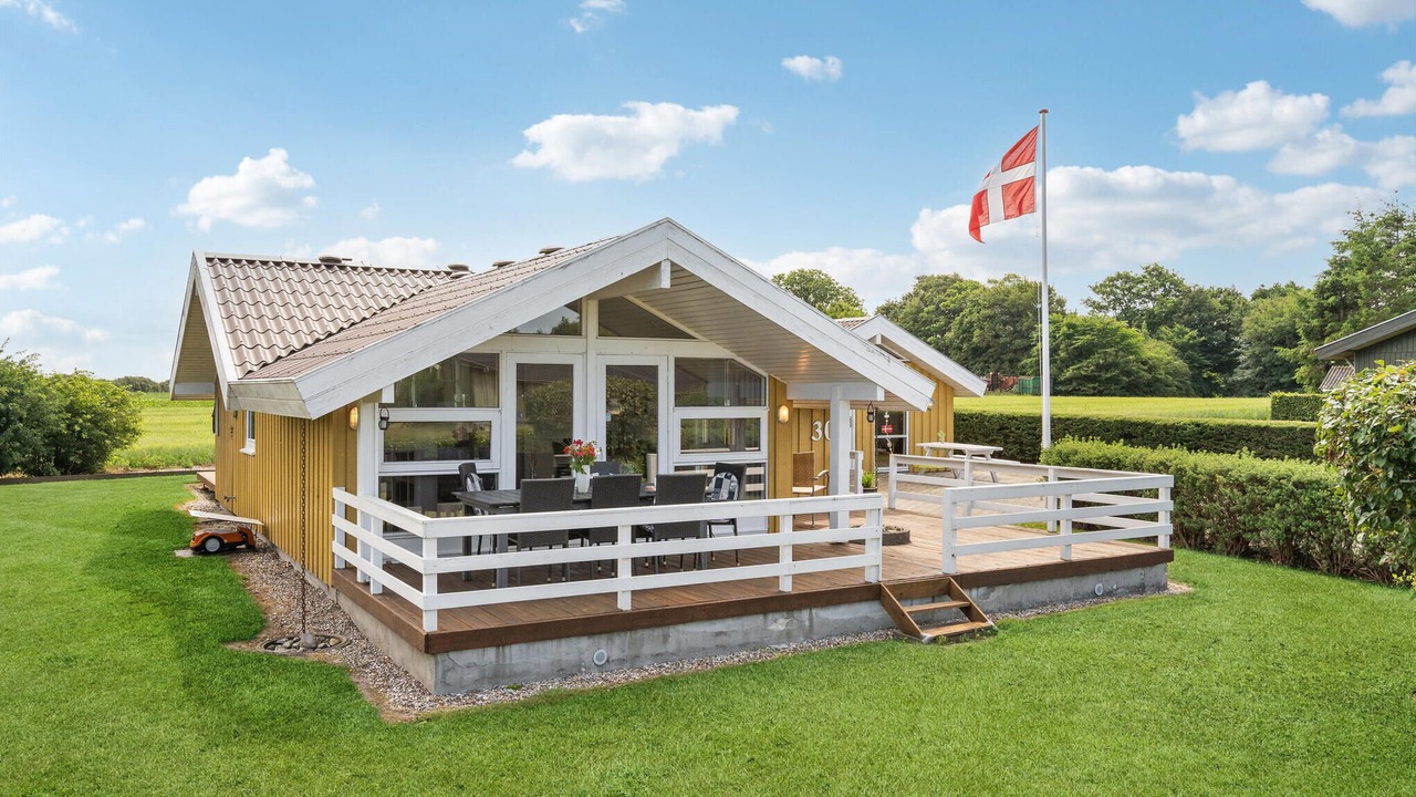 Photo of Others in Hvalpsund