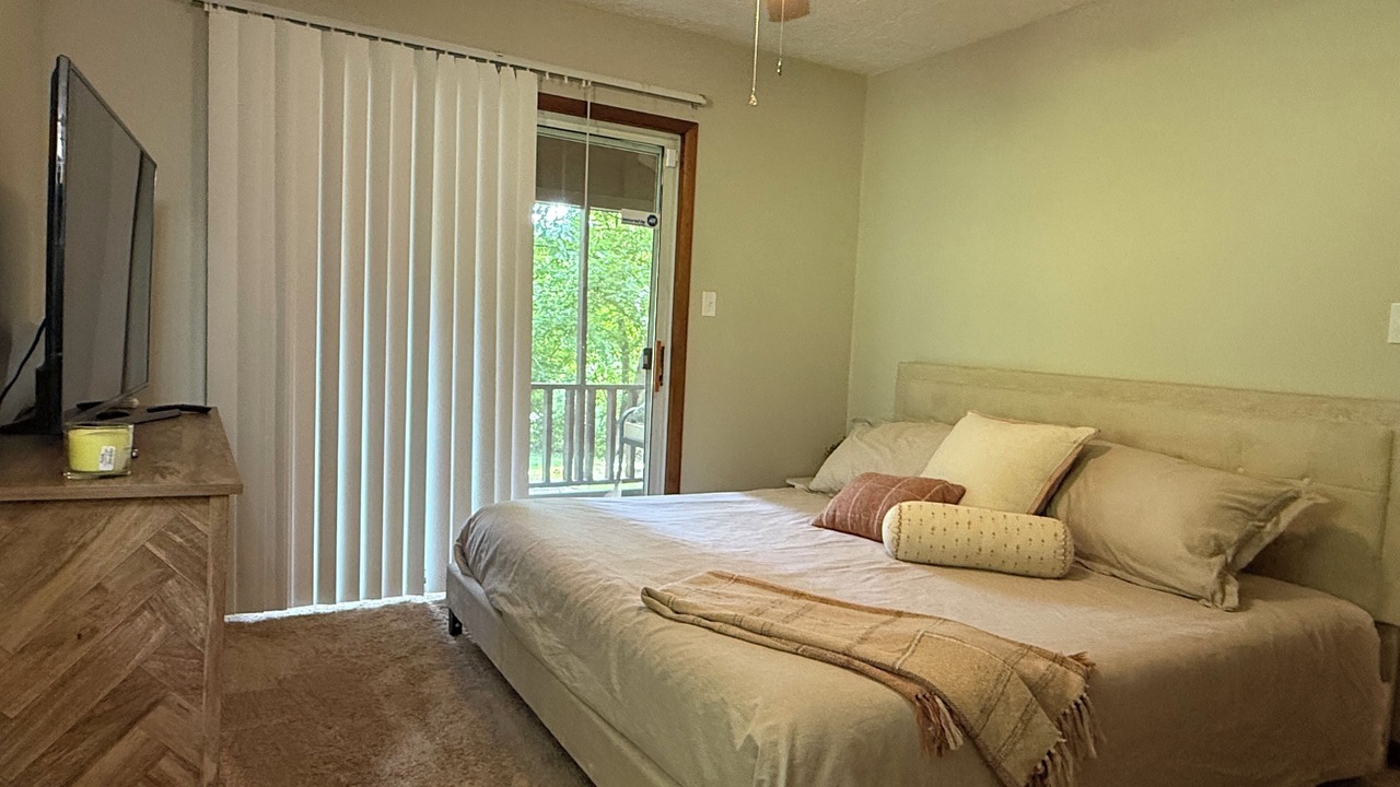 Photo of Bedroom in Shoals